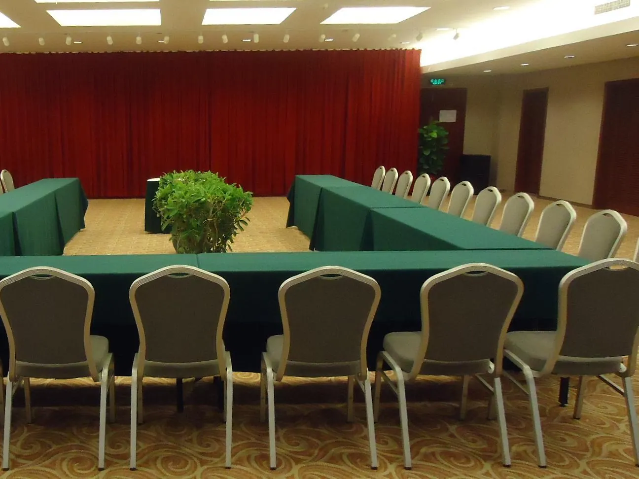Catic Hotel--Adjacent Buliding Zhuhai Hotel